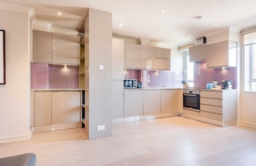 Maida Vale Apartment | Stunning 3-bed in the heart of London