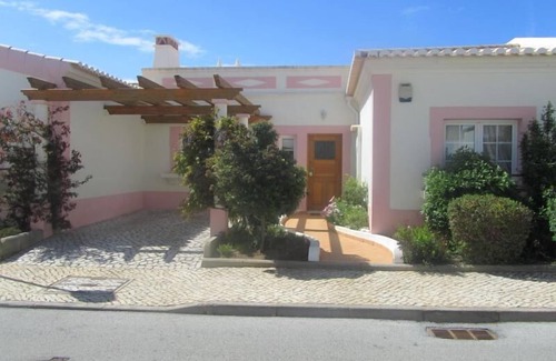 Budens Villa | Stunning 3 bed villa with pool- Golf & Beach