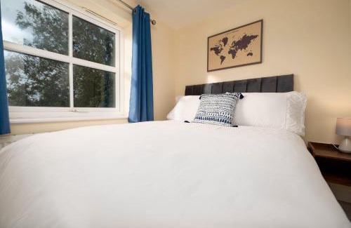 Market Rasen House | Stunning 3 bed with parking & garden