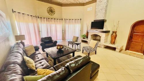 Sandy Beach Villa | Stunning 3 Bedroom Beach Villa on Sandy Beach at Las Palmas Beachfront Resort V4 villa