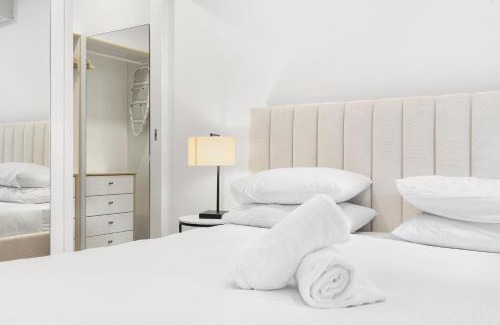 Darlinghurst Apartment | Stunning 3 Bedroom Terrace House in Vibrant Area