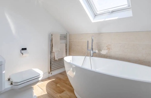 Northcote House | Stunning 3BD Home - Clapham, near Northcote Rd