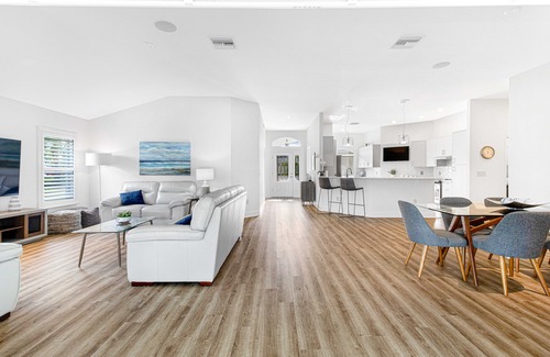 The Villages House | Stunning 3BR 2BA with heated pool and water view