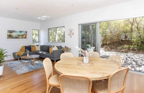 Pottsville House | Stunning 3BR Pottsville Treetop Retreat