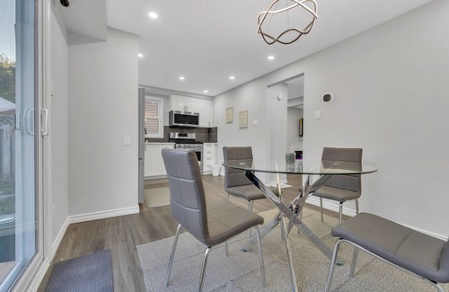 Kitchener House | Stunning 4 bed/2bath house for rent - SpaceRental
