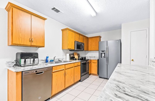 Buckner Terrace - Everglade Park House | stunning 4-bedroom house, only 10 minutes from downtown Dallas! n