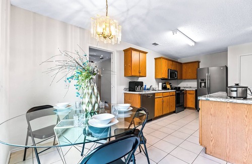 Buckner Terrace - Everglade Park House | stunning 4-bedroom house, only 10 minutes from downtown Dallas! n