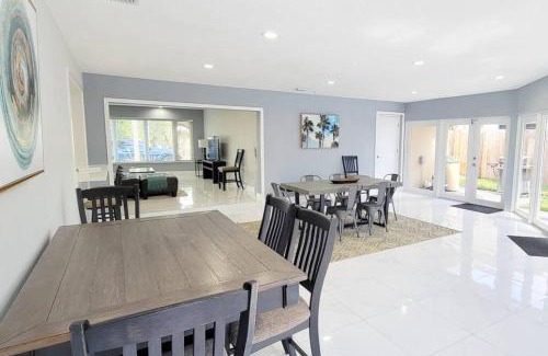 Coral Ridge Isles Villa | Stunning 4 Bedrooms House with Pool 6mins to Ocean