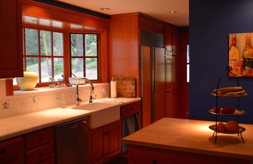 West Sound House | Stunning 4 bedroom water view home on Historic Slanted Apple Farm- sleeps 8