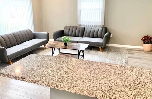 Kettering House | Stunning 4 BR Home @ The Greene | Top Neighborhood