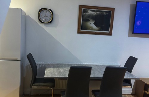 Manchester House | Stunning 4bedrooms Flat
