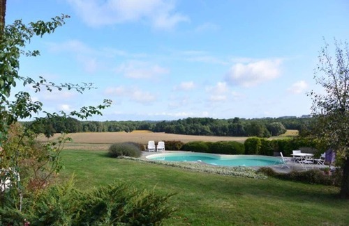 Serignac-Peboudou House | Stunning 5 bedroom Aquitaine farmhouse with pool