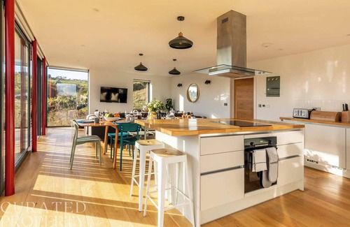 Bath House | Stunning 5 Bedroom Home with Garden & Views