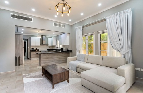 Dubai Villa | Stunning 5BR Villa in Hacienda - The Villa