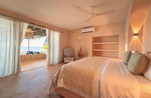 Rosario Islands House | Stunning 6BR Beachfront Villa in Rosario