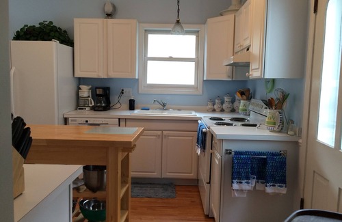 Bay View Cottage | Stunning 8 Bedroom Bay Cottage Where Almost Every Room Has a Bay View