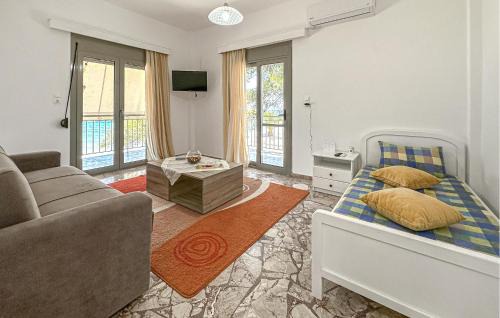 Paralia Apartment | Stunning Apartment In Astros Kynourias