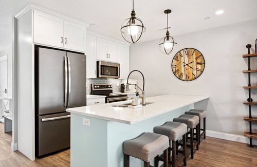 Sister Bay Condo | Stunning Adults Only, Downtown Sister Bay, Water View Condo, Walk To Everything!