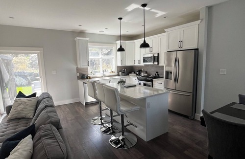 Langford House | Stunning and Elegant Newer Home!