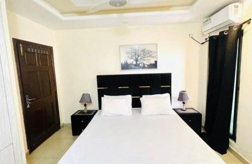 E-11 Sector Apartment | Stunning and Peaceful 1BHK,Free Parking + WIFI