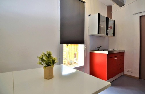 Pont-Saint-Esprit Apartment | Stunning apartment in Pont-St-Esprit