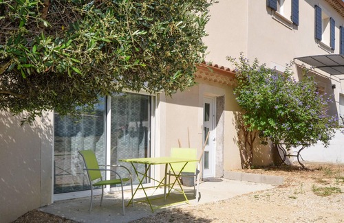 Pont-Saint-Esprit Apartment | Stunning apartment in Pont-St-Esprit