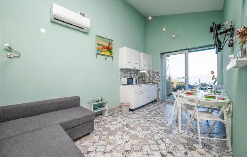 Gondolici Apartment | Stunning Apartment In Gondolici