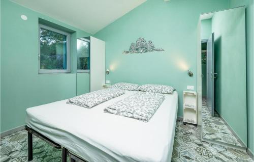 Gondolici Apartment | Stunning Apartment In Gondolici