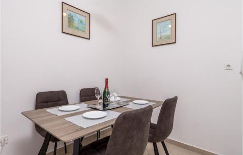 Baric Draga Apartment | Stunning Apartment In Baric Draga