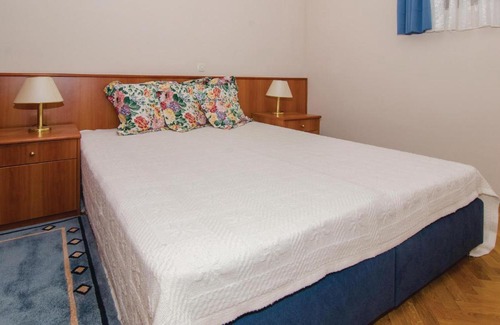 Stankovici Apartment | Stunning Apartment In Orebic With Sauna, Wifi And Outdoor Swimming Pool