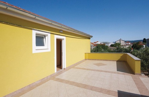 Krapanj Apartment | Stunning apartment in Sibenik with WiFi