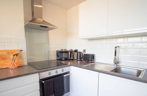 Sheldon Apartment | Stunning Apartment on Coventry Road!