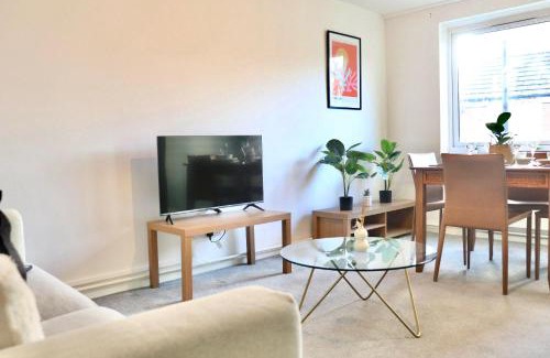 Walworth Apartment | Stunning Apartment, Sleeps 4, Central London, 1 bedroom, Zone 1, Kennington - Open for Business stays, Long Stays and Families Relocating