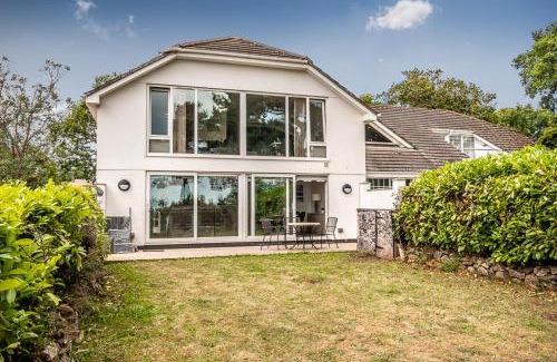 Dawlish Apartment | Stunning apartment with uninterrupted views