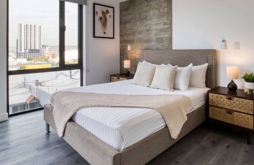 Avenida Revolucion Apartment | Stunning Apt w/Balcony | Lounge-B/Center+Gym