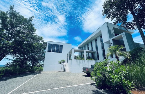 Ostional Villa | Stunning Architecture meets Costa Rica Jungle Vibe