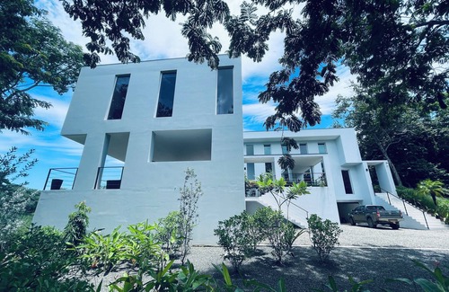 Ostional Villa | Stunning Architecture meets Costa Rica Jungle Vibe