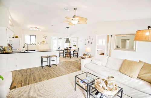 Bonita Springs House | Stunning Beach Cottage with private pool! 2 miles to Beach!