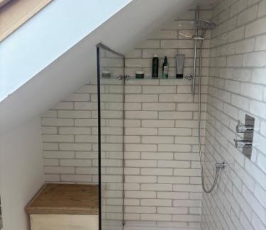 Southsea House | Stunning Beach House Indoor Pool