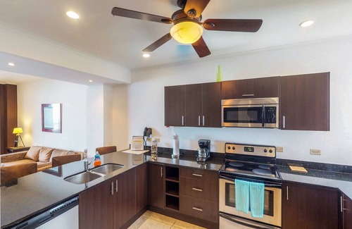 Barrio Los Faroles Apartment | Stunning beachfront condo with WiFi, shared pool, & sweeping ocean views