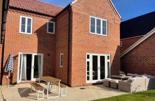Holt House | Stunning! Beautiful contemporary property in Holt, Norfolk
