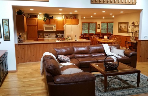 Berkshire House | Stunning Berkshire custom luxury home in private wooded community- walk to lake
