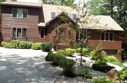 Berkshire House | Stunning Berkshire custom luxury home in private wooded community- walk to lake