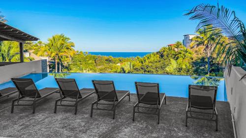 North End Apartment | Stunning Brand New 1BR in Paradise! w Pool!