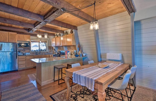 Tollgate Canyon Cabin | Stunning Cabin Retreat < 16 Mi to Park City!