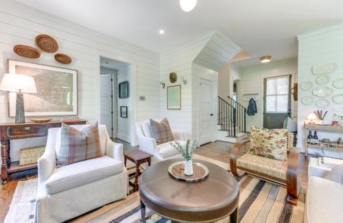 Cashiers House | Stunning Cashiers Cottage Rental with Screened Porch