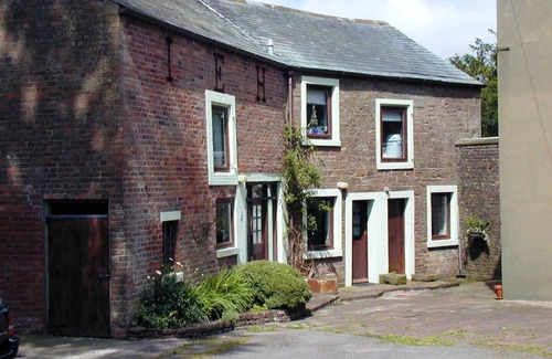 Parsonby Cottage | Stunning Coach House - views across the Solway - sleeps 4