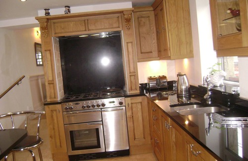 Lancaster Cottage | Stunning Coastal Country Cottage 2 Beds Sleeps 5