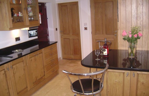 Lancaster Cottage | Stunning Coastal Country Cottage 2 Beds Sleeps 5