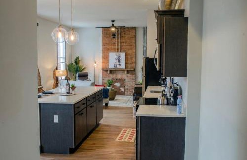 Over-the-Rhine House | Stunning Condos Near Washington Park w Parking